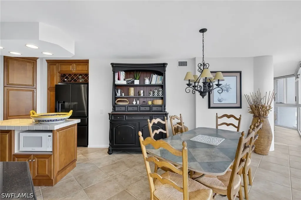 4041 Gulf Shore Boulevard N Naples FL 34103
