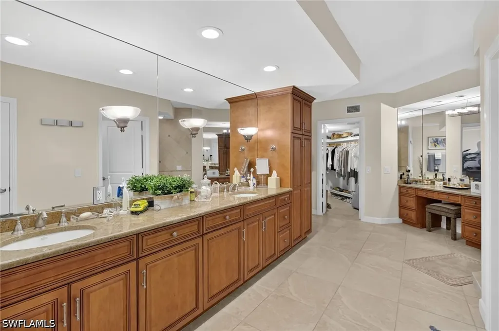 4041 Gulf Shore Boulevard N Naples FL 34103
