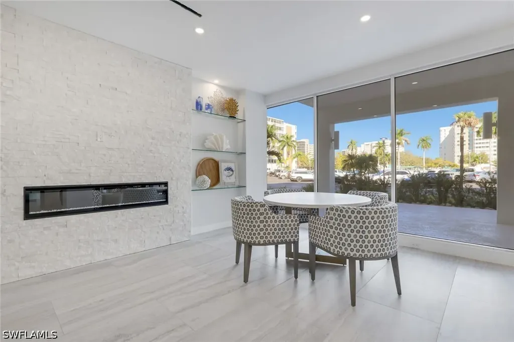1 Bluebill Avenue Naples FL 34108
