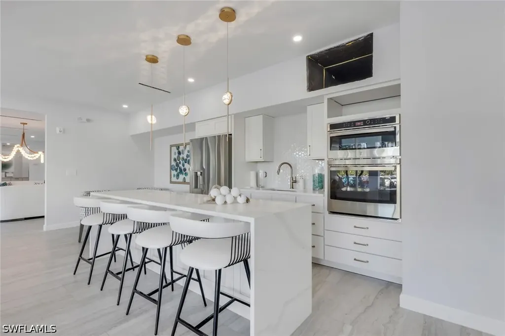 1 Bluebill Avenue Naples FL 34108