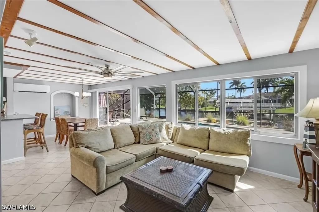 4305 SE 1st Avenue Cape Coral FL 33904