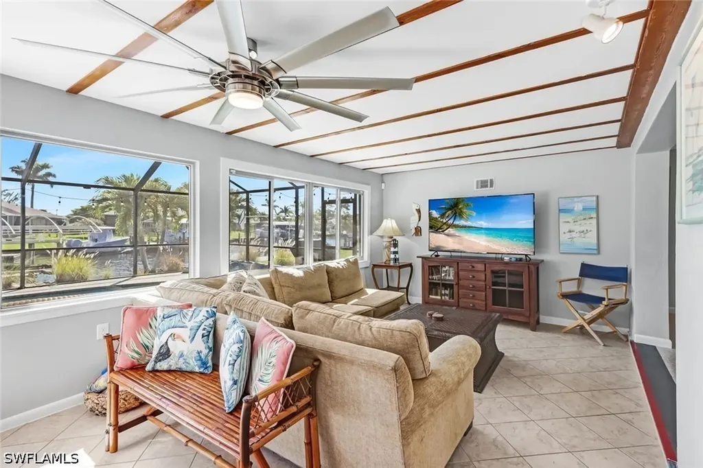4305 SE 1st Avenue Cape Coral FL 33904