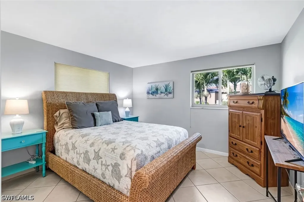 4305 SE 1st Avenue Cape Coral FL 33904