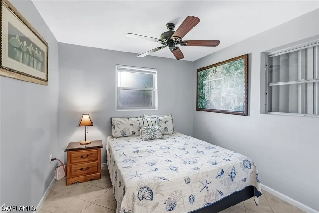 4305 SE 1st Avenue Cape Coral FL 33904