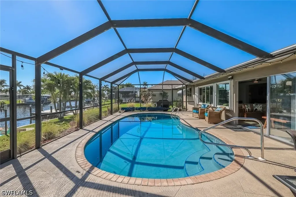 4305 SE 1st Avenue Cape Coral FL 33904