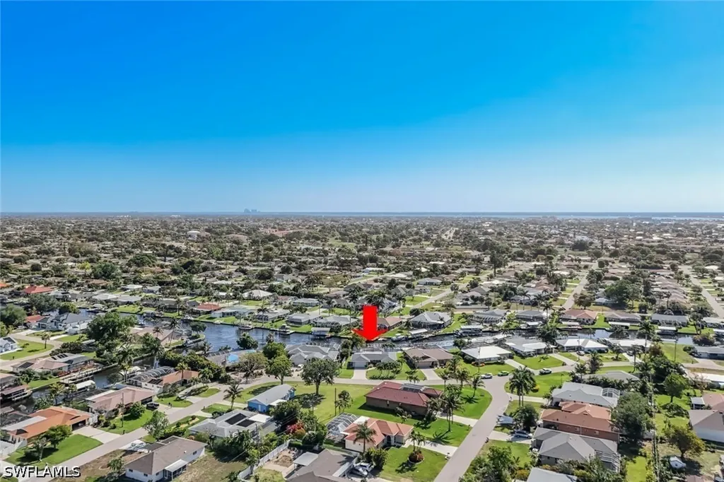 4305 SE 1st Avenue Cape Coral FL 33904