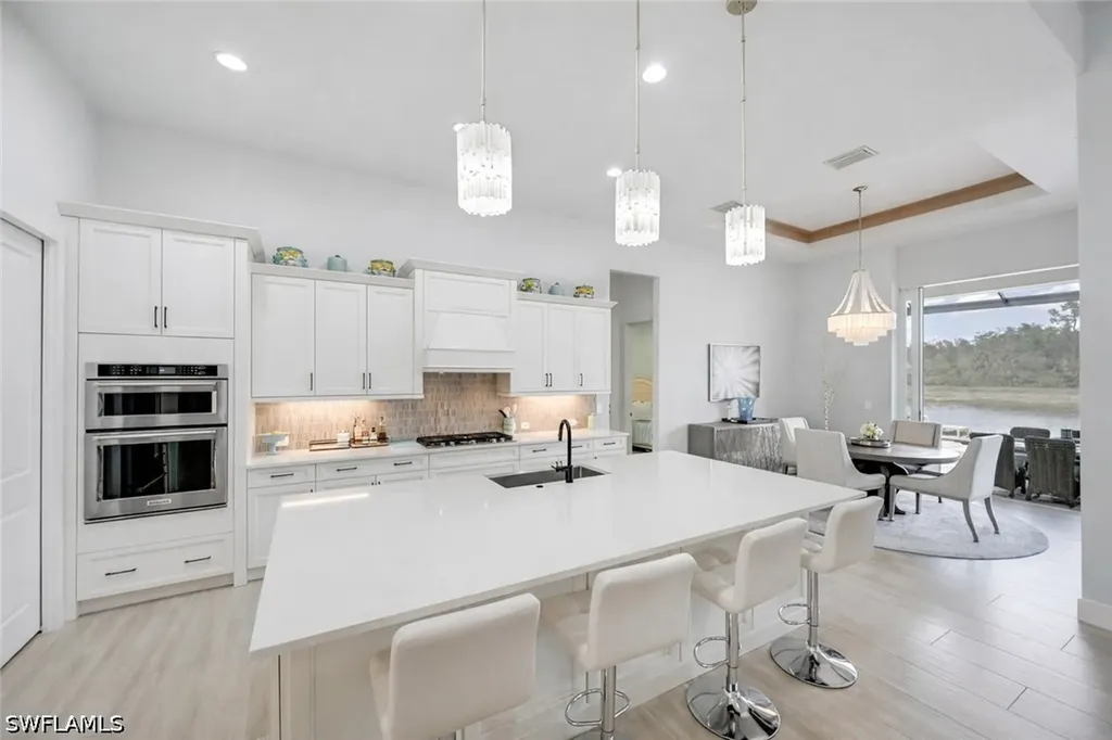 14338 Laguna Springs Lane Naples FL 34114