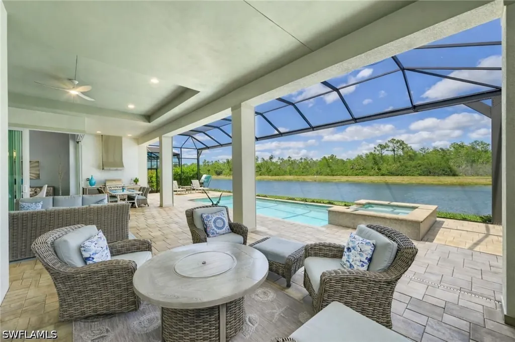 14338 Laguna Springs Lane Naples FL 34114