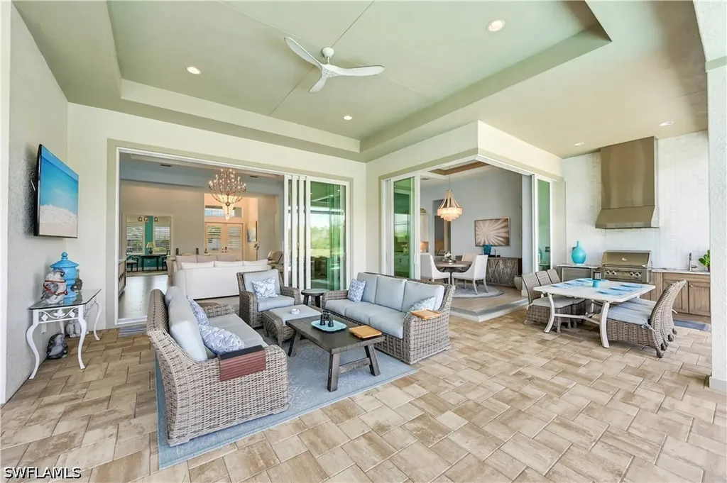 14338 Laguna Springs Lane Naples FL 34114