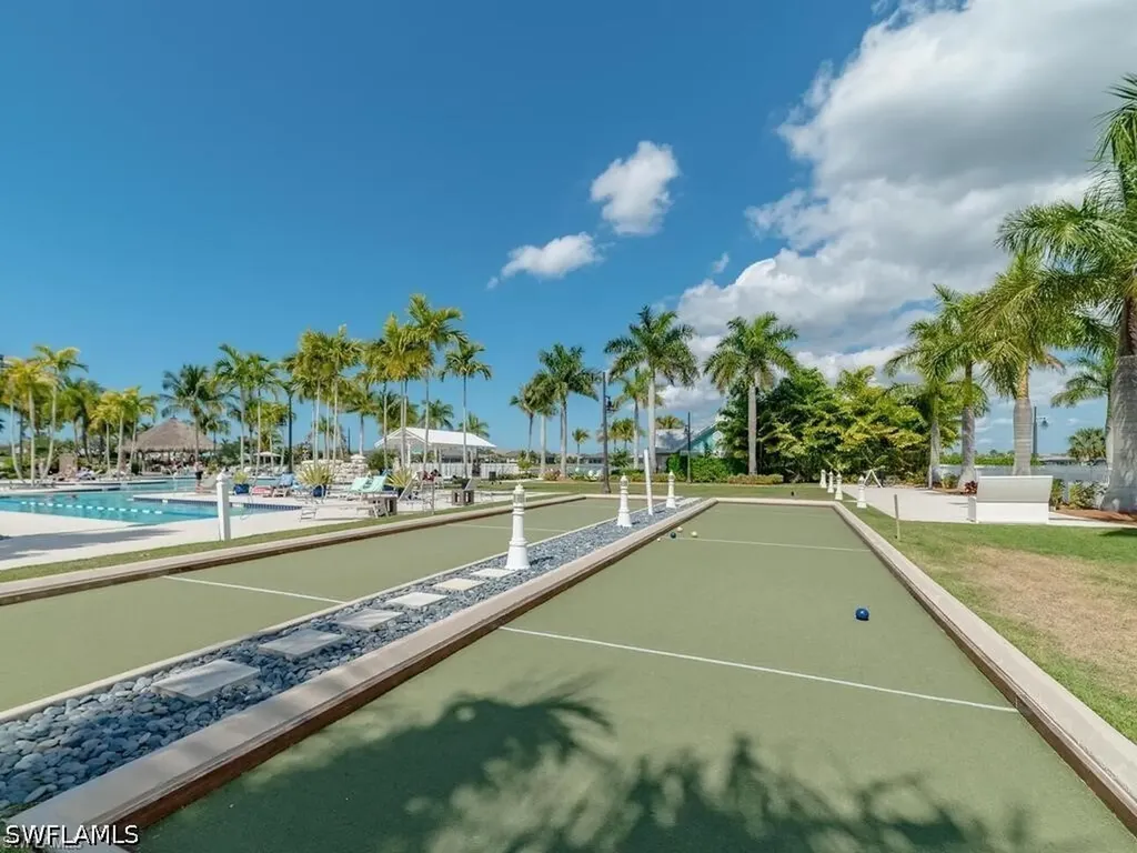 14338 Laguna Springs Lane Naples FL 34114