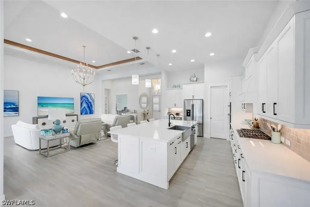 14338 Laguna Springs Lane Naples FL 34114
