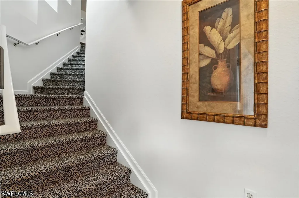 10080 Valiant Court Miromar Lakes FL 33913