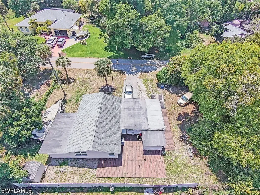 2030 Flamingo Drive North Fort Myers FL 33917