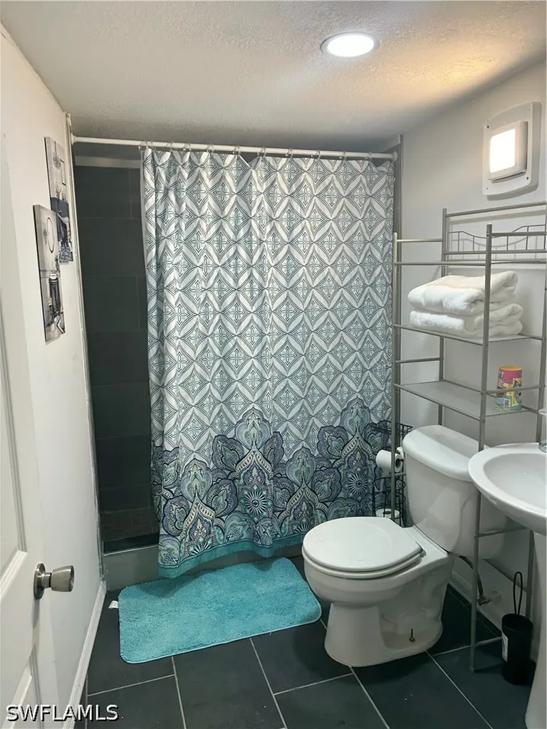 2030 Flamingo Drive North Fort Myers FL 33917