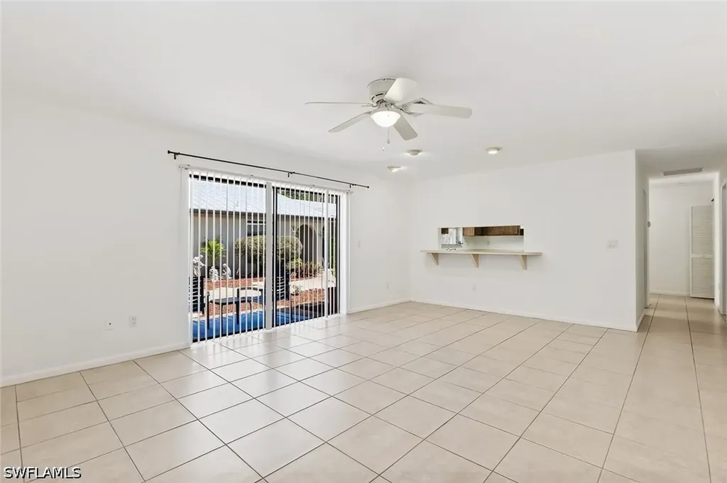 513 SE 24th Avenue Cape Coral FL 33990