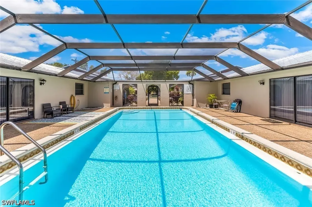 513 SE 24th Avenue Cape Coral FL 33990