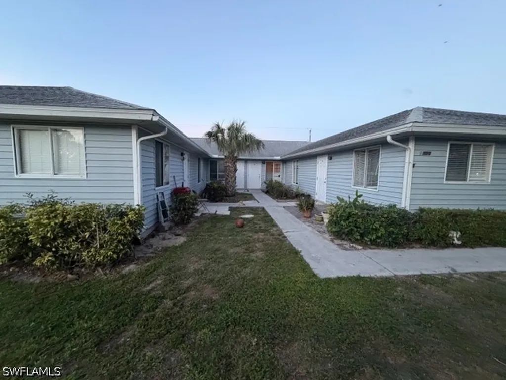 2550 Tropicana Boulevard Naples FL 34116