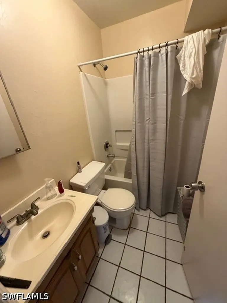 2550 Tropicana Boulevard Naples FL 34116