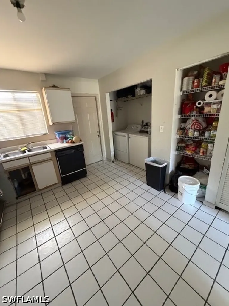 2550 Tropicana Boulevard Naples FL 34116