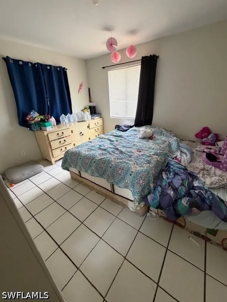2550 Tropicana Boulevard Naples FL 34116