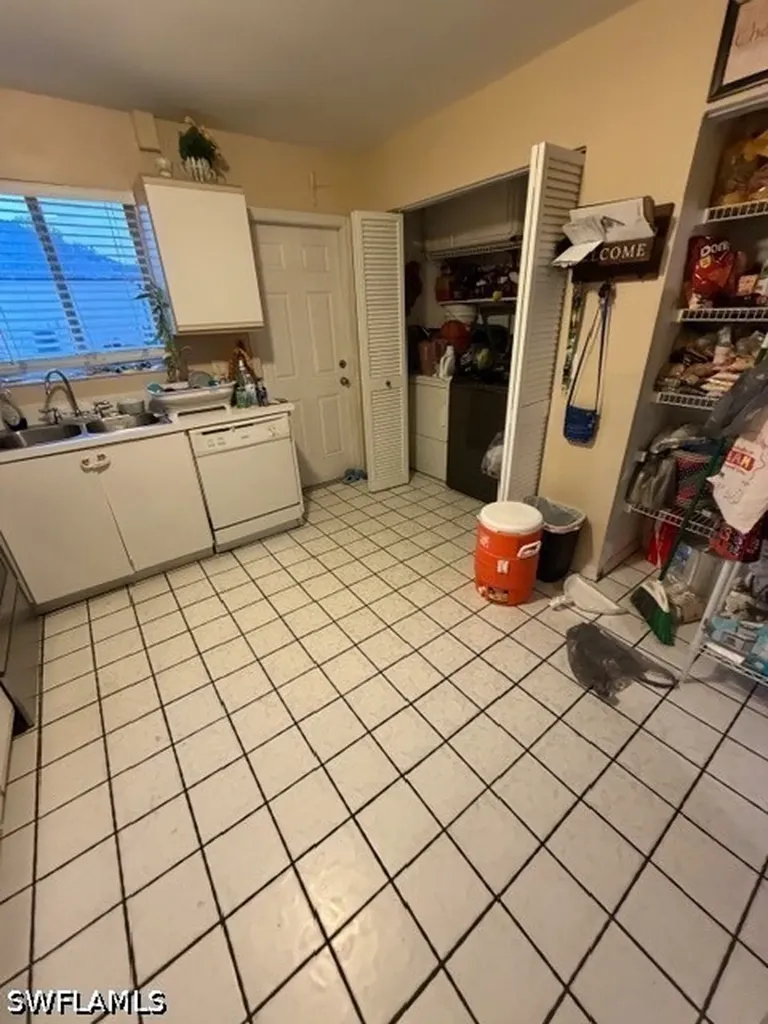 2550 Tropicana Boulevard Naples FL 34116