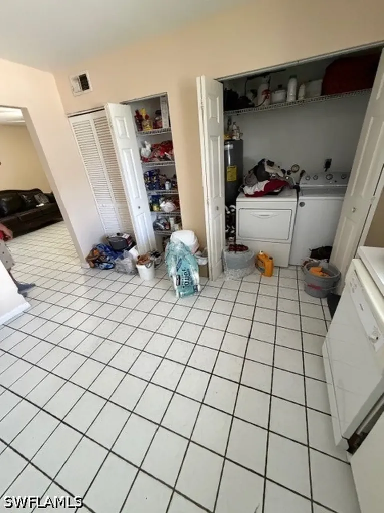 2550 Tropicana Boulevard Naples FL 34116
