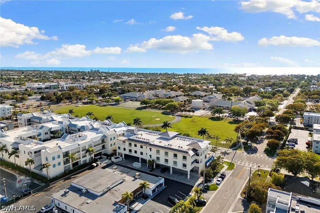 101 8th Street South Naples FL 34102