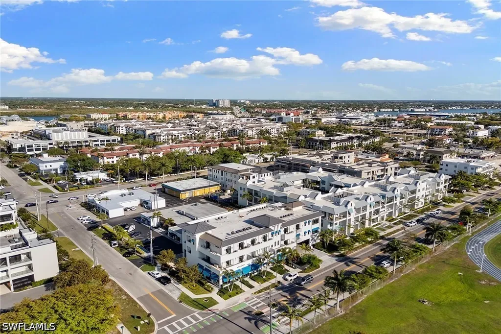 101 8th Street South Naples FL 34102