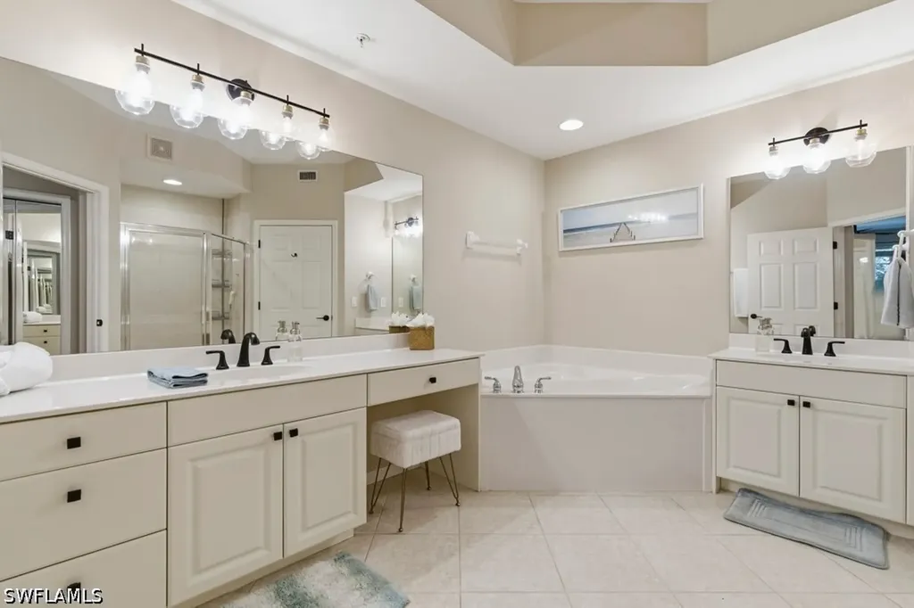 10040 Valiant Court Miromar Lakes FL 33913