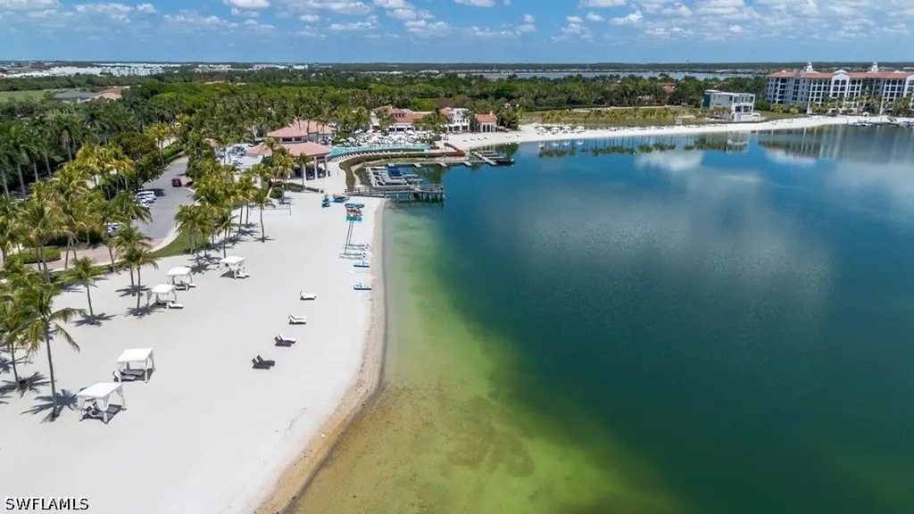 10040 Valiant Court Miromar Lakes FL 33913