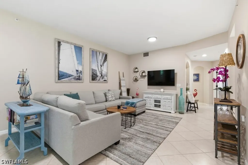 10040 Valiant Court Miromar Lakes FL 33913