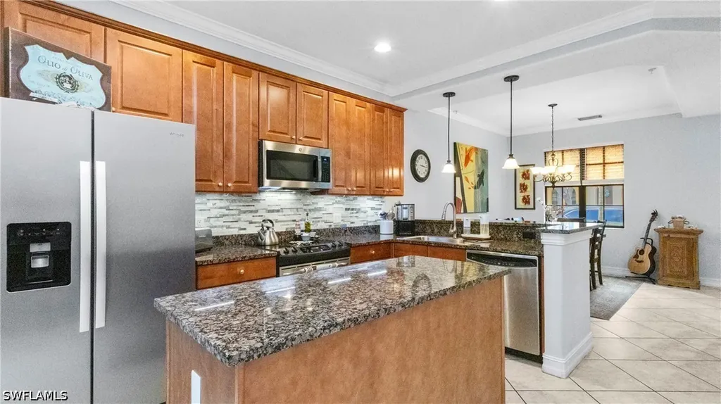 9080 Chula Vista Street Naples FL 34113