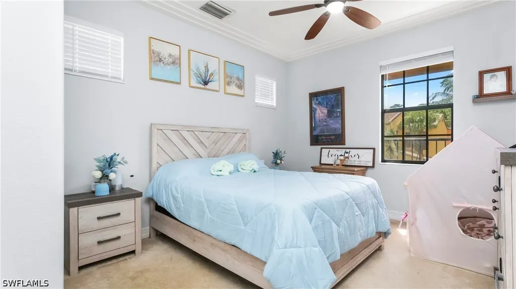 9080 Chula Vista Street Naples FL 34113