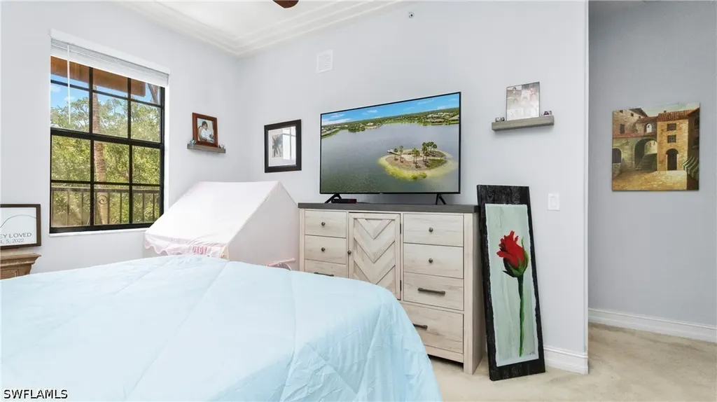 9080 Chula Vista Street Naples FL 34113