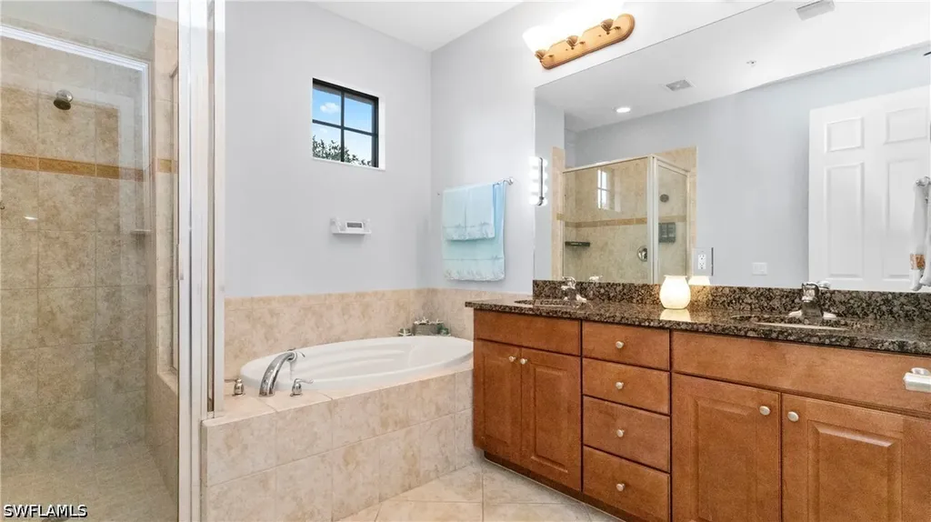 9080 Chula Vista Street Naples FL 34113