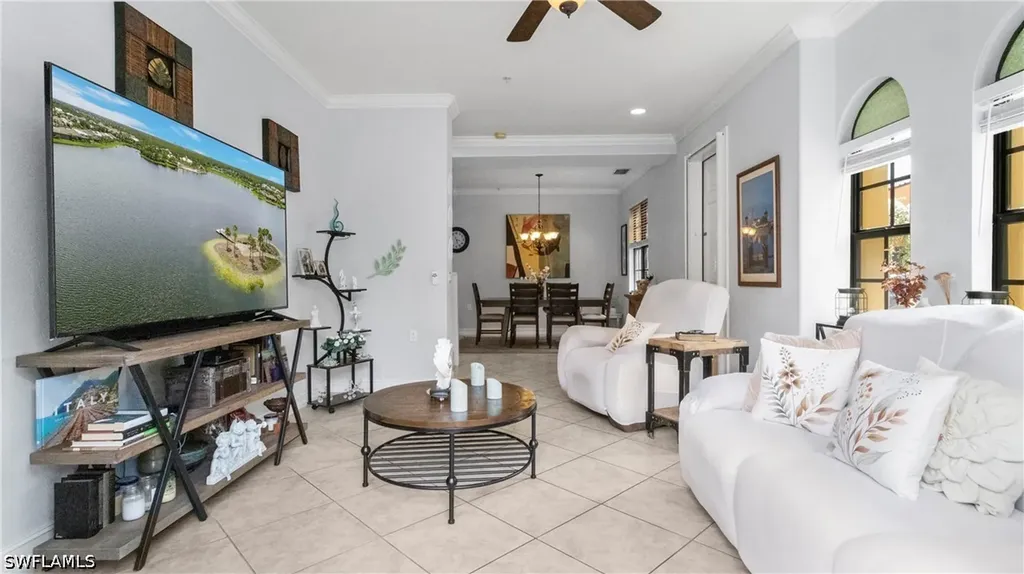 9080 Chula Vista Street Naples FL 34113