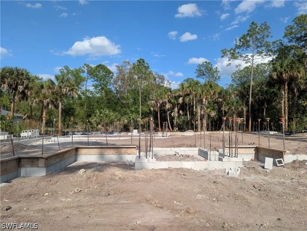 430 7th Street SW Naples FL 34117