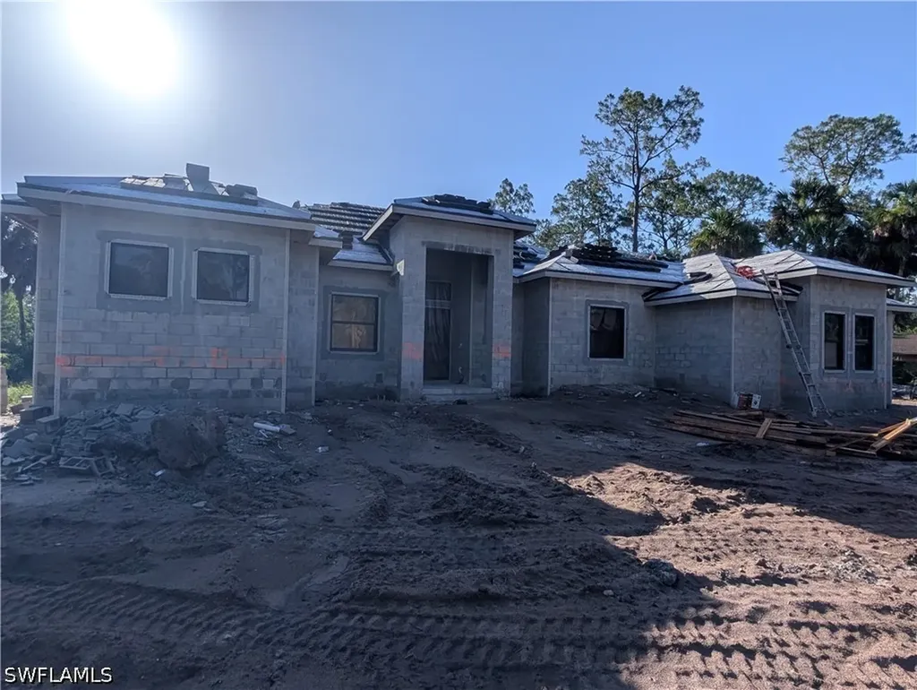 430 7th Street SW Naples FL 34117