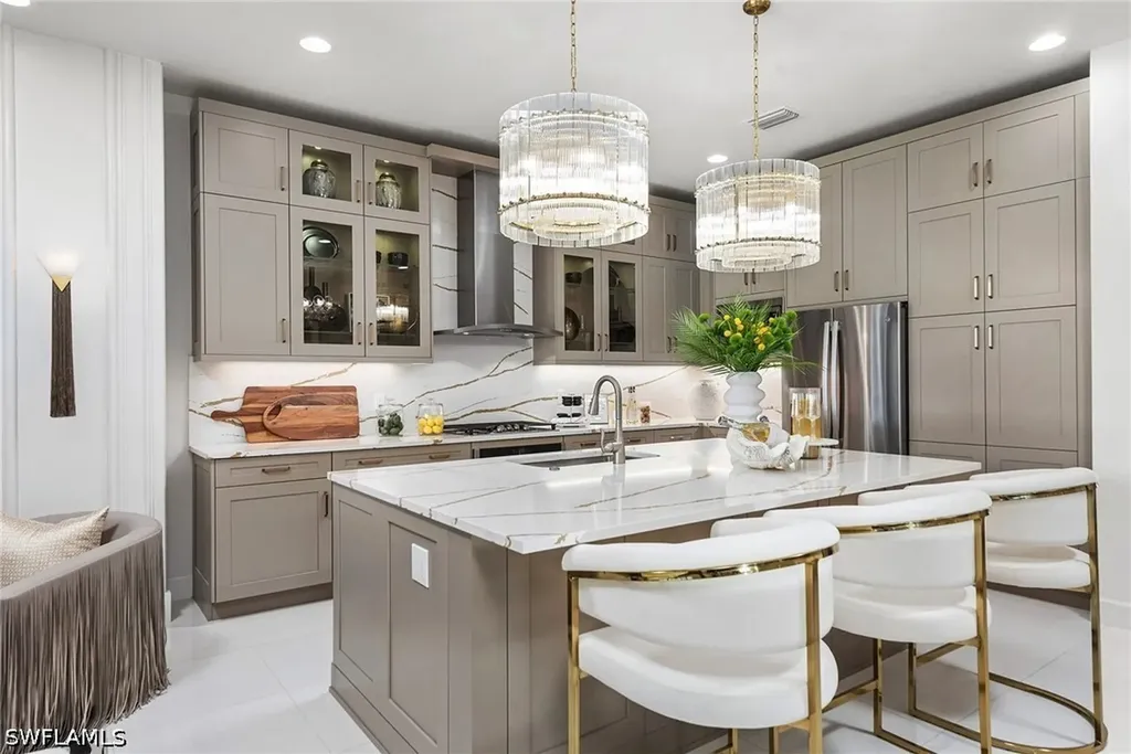 2538 Kingfisher Drive Naples FL 34112