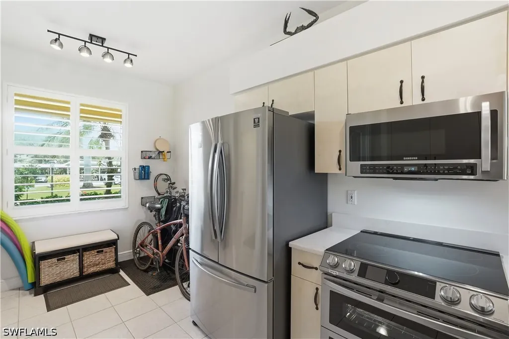 9250 Highland Woods Boulevard Bonita Springs FL 34135