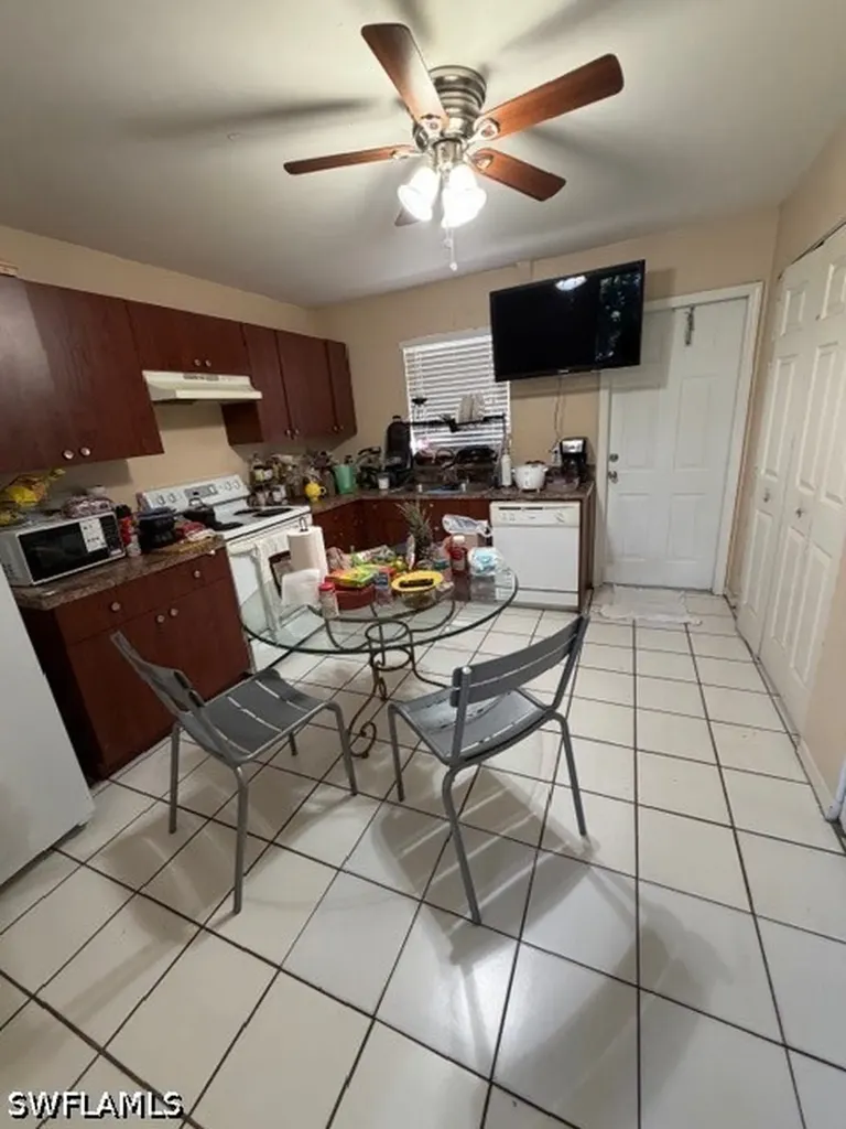2530 Tropicana Boulevard Naples FL 34116
