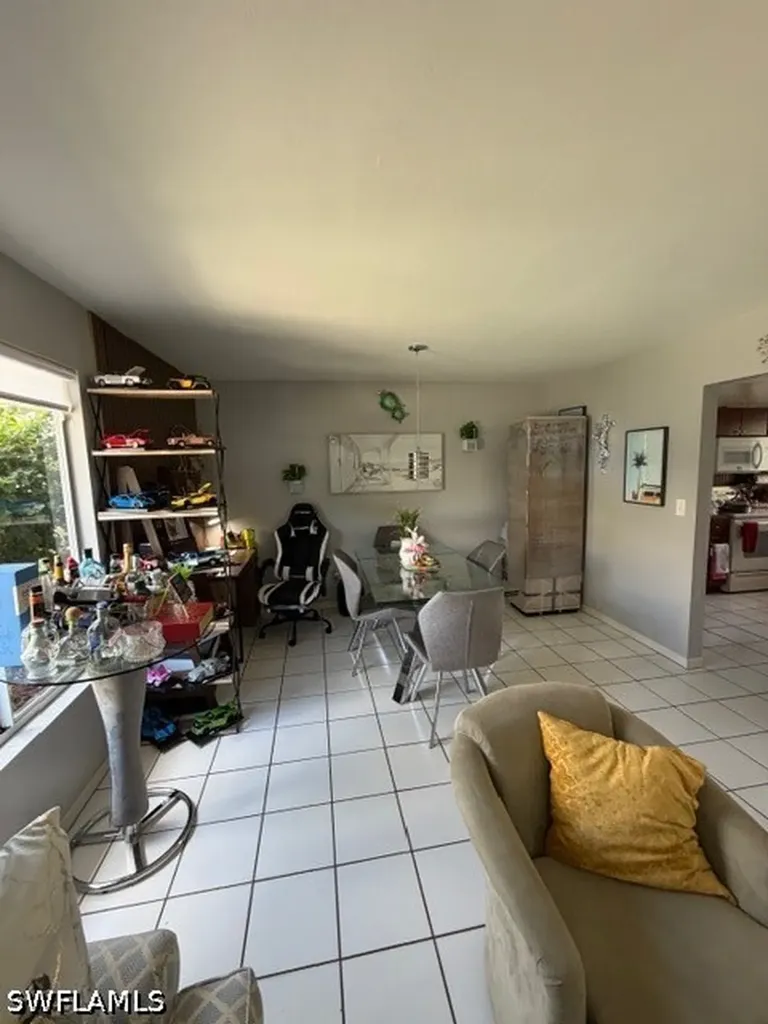 2530 Tropicana Boulevard Naples FL 34116