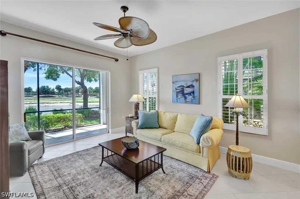 9038 Cascada Way Naples FL 34114
