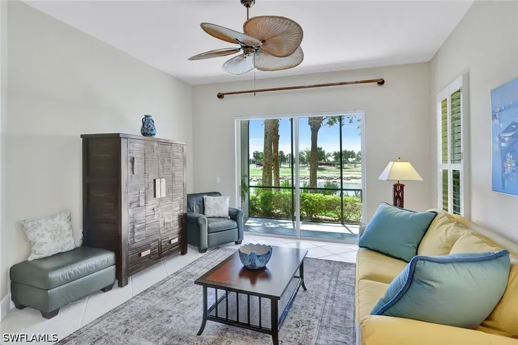 9038 Cascada Way Naples FL 34114