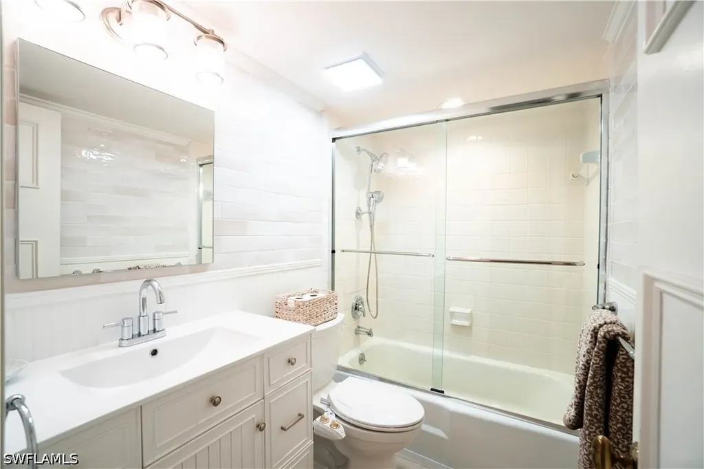 388 4th Avenue S Naples FL 34102