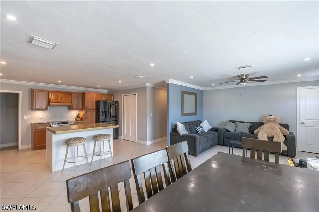 990 Jasmine Street North Fort Myers FL 33903