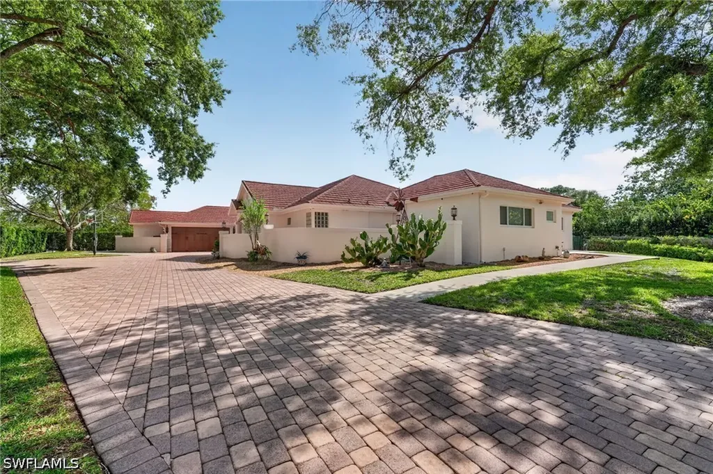 175 Palm River Boulevard Naples FL 34110