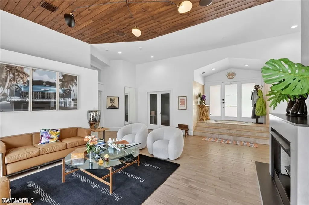 175 Palm River Boulevard Naples FL 34110
