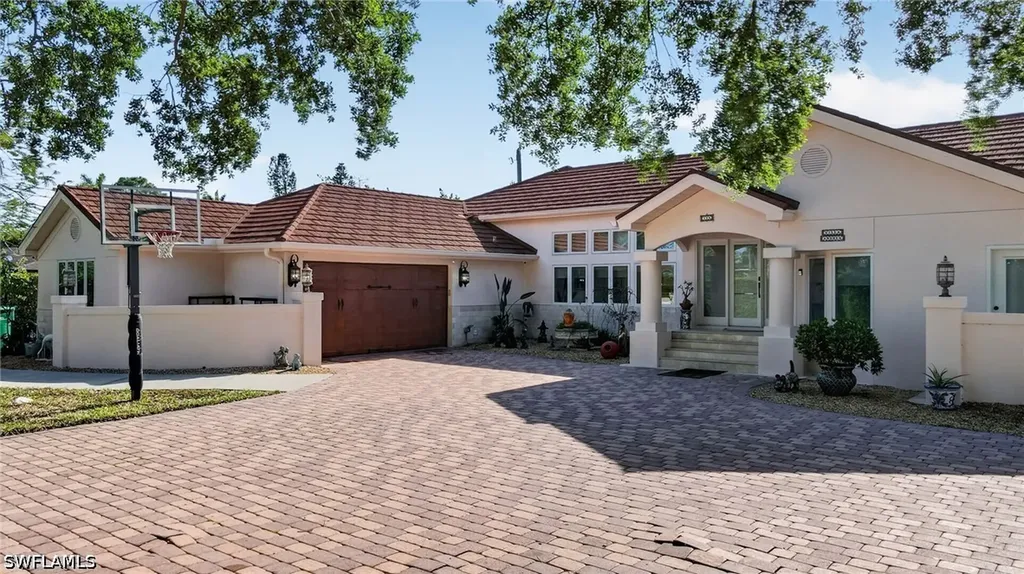175 Palm River Boulevard Naples FL 34110