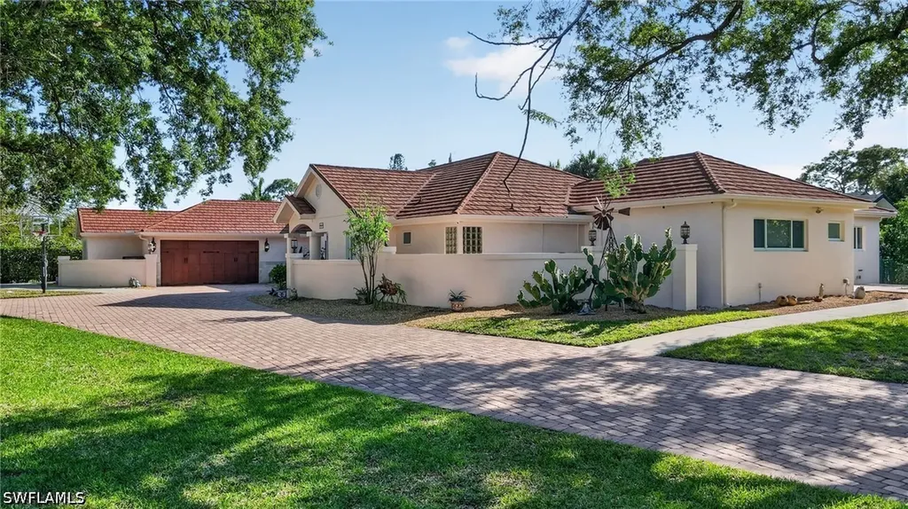175 Palm River Boulevard Naples FL 34110